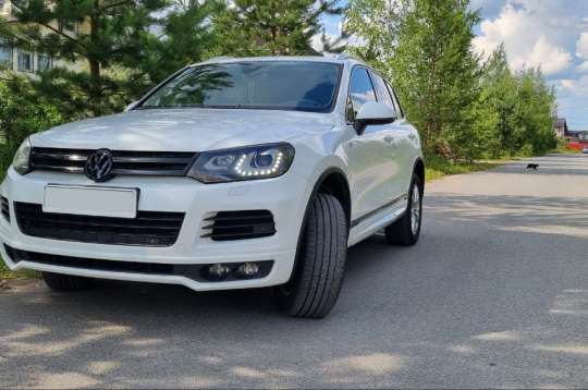 Volkswagen Touareg (Фольксваген Туарег) белый Volkswagen Touareg (Фольксваген Туарег) белый