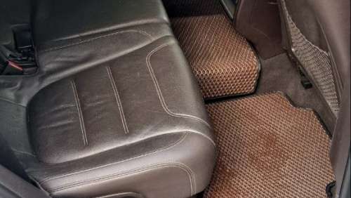 Volkswagen Touareg (Фольксваген Туарег) белый