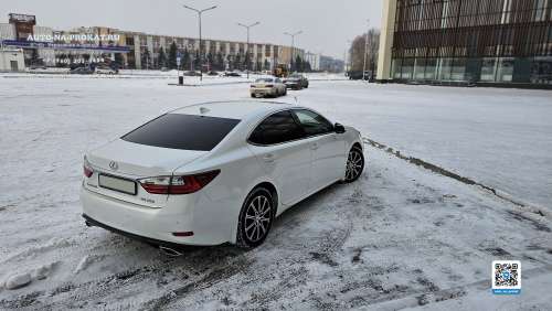 Арендовать Lexus ES250 с водителем