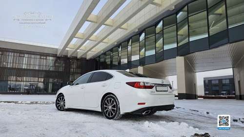 Забронировать Lexus ES250 с водителем