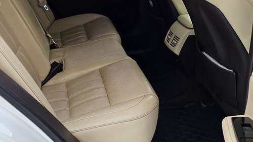 Салон Lexus ES250